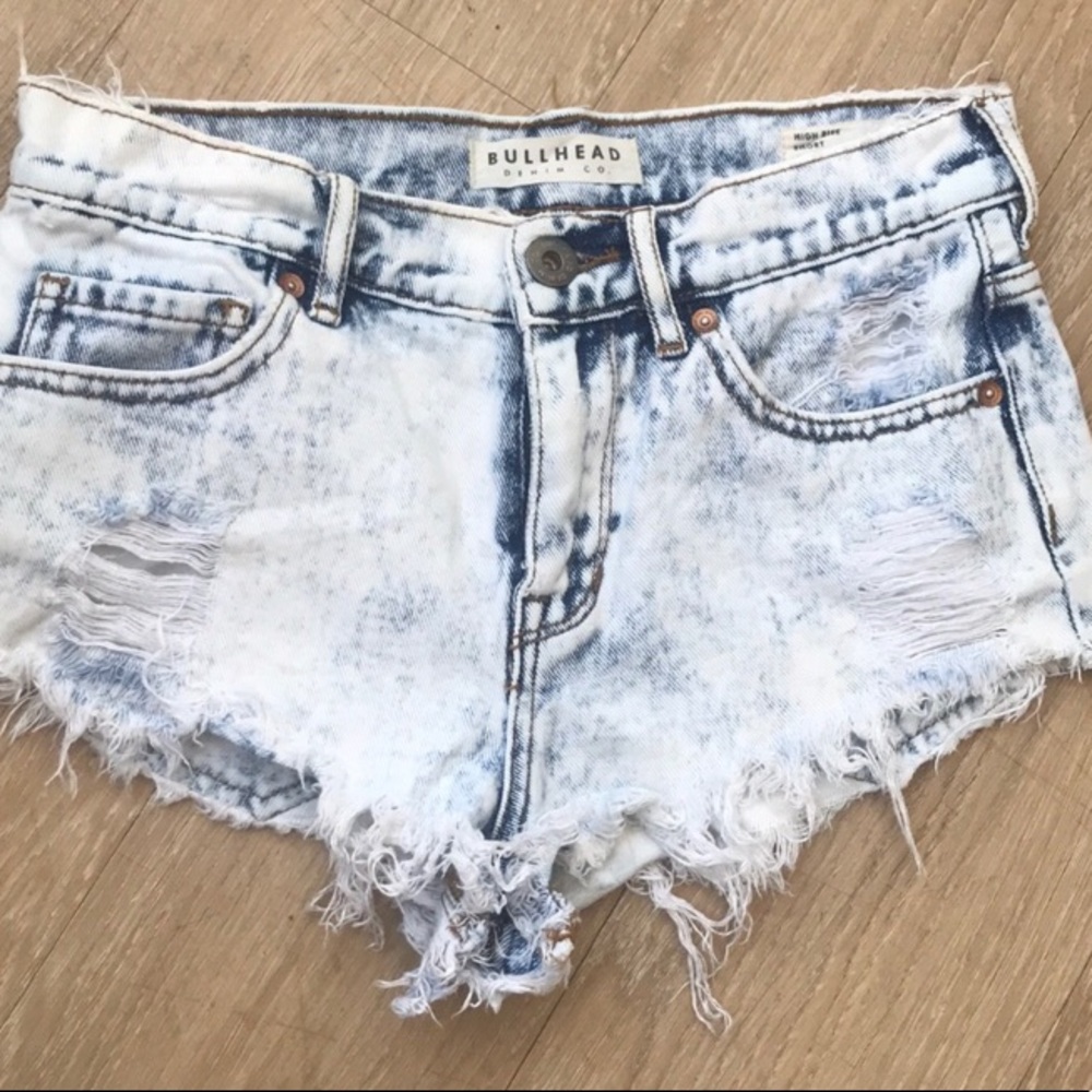 🖤BULLHEAD HIGH RISE SHORT SHORTS